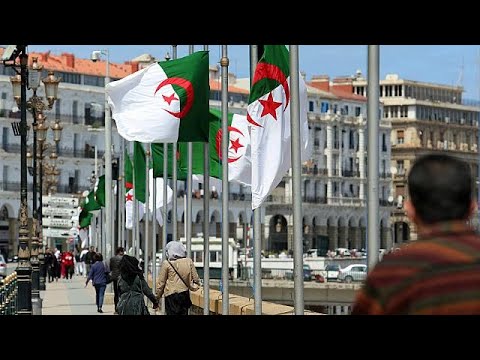 الجزائر تعلن الحداد العام حزنًا على ضحاياها