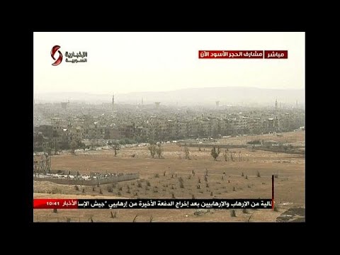 شاهدالطيران السوري يقصف مواقع مسلحين في اليرموك والحجر الأسود