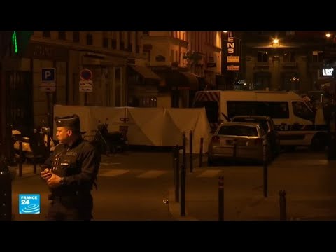 شاهد قتيلان أحدهما المهاجم في اعتداء بسكين وسط باريس