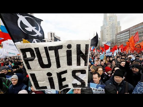 احتجاجات في روسيا للتنديد بتشديد القيود على الإنترنت