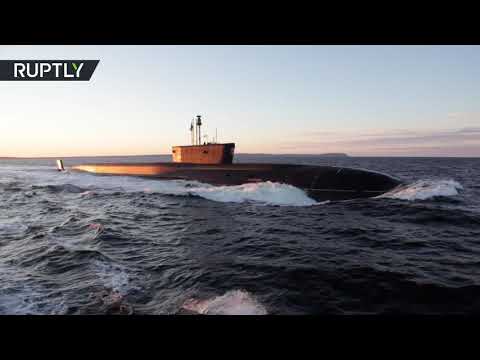 وزارة الدفاع الروسية تختبر الغواصة بوري الحاملة للصواريخ