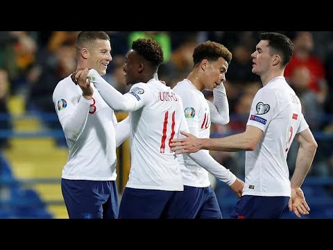 الأوروبي يحقق في الهتافات العنصرية خلال مباراة إنجلترا والجبل