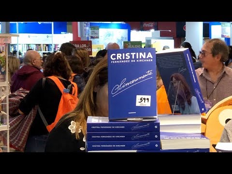 كريستينا دي كيرشنر تقدم مؤلفًا جديدًا يعرض سيرتها الذاتية