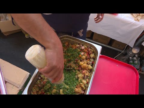 شاهد الطاهي في أفضل مطعم في العالم نجم مهرجان ليون لأطعمة الشارع
