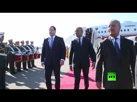 شاهد استقبال رئيس الحكومة التونسية يوسف الشاهد في الجزائر