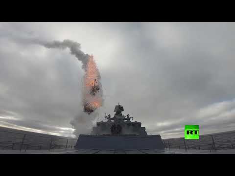 شاهد لقطات مثيرة لإطلاق صواريخ كينجال وكاليبر الروسية