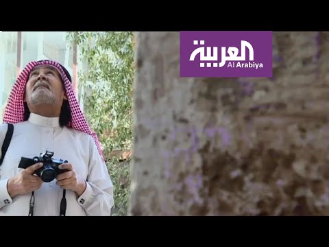 شاهد فنان سعودي يُحاكي بأعماله الفنية تفاصيل الحياة قديما في جدة التاريخية