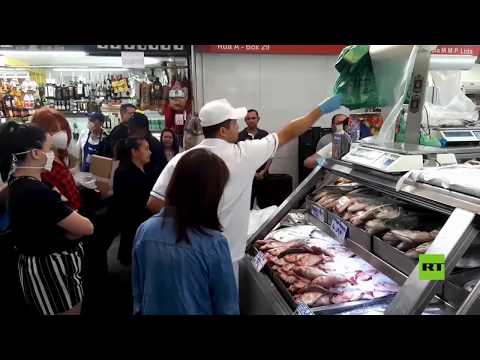 شاهد أسواق ساو باولو الشعبية مكتظة بالمتسوقين عشية عيد الفصح