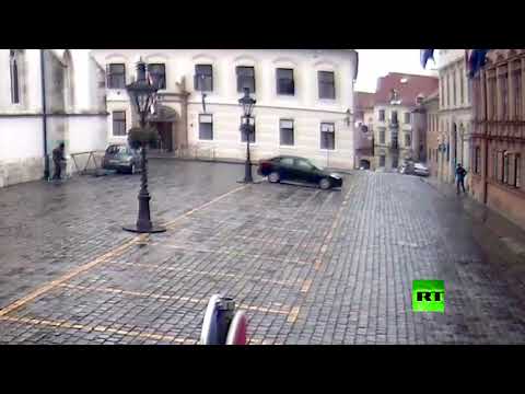 شاهد الشرطة الكرواتية تنشر فيديو لإطلاق نار قرب مقر الحكومة