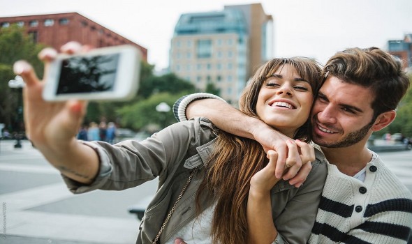  العرب اليوم - مواقع التواصل الإجتماعي تكشف أسرار السعادة الزوجية